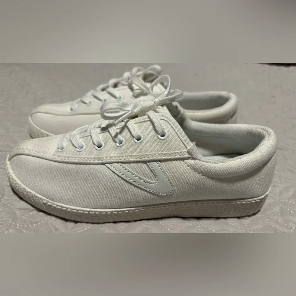 EUC Tretorn Nylite Plus White Canvas Sneakers Size 9M - Picture 2 of 6